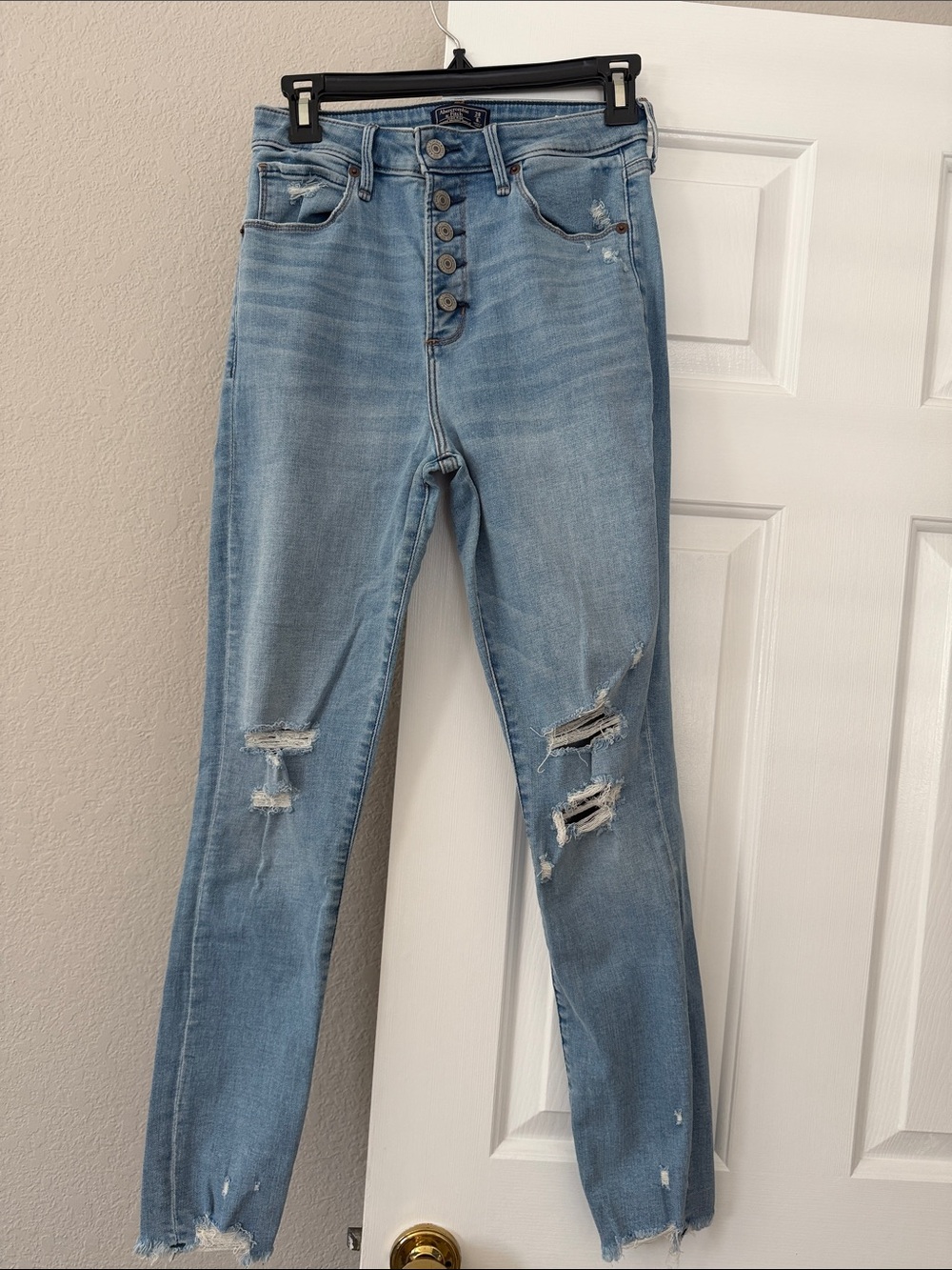 Abercrombie & Fitch Light Blue High-Rise Skinny Jeans with Distressing